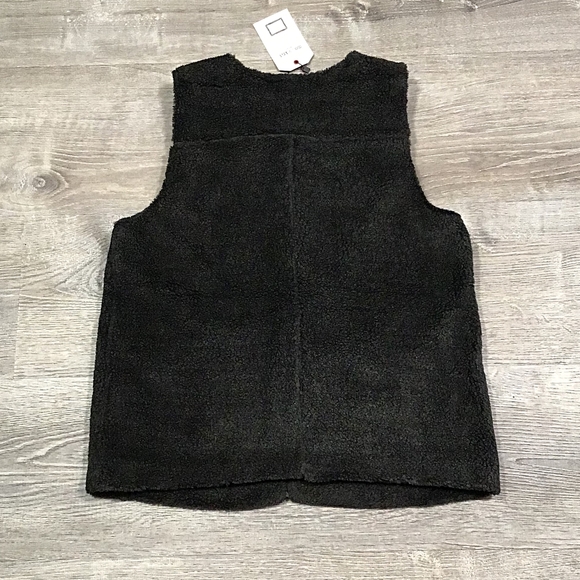 Mo:Vint Anthropologie Black Faux Sherpa Vest - Picture 4 of 10